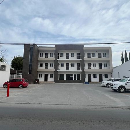 Cadereyta Jiménez Nova Hotel מראה חיצוני תמונה