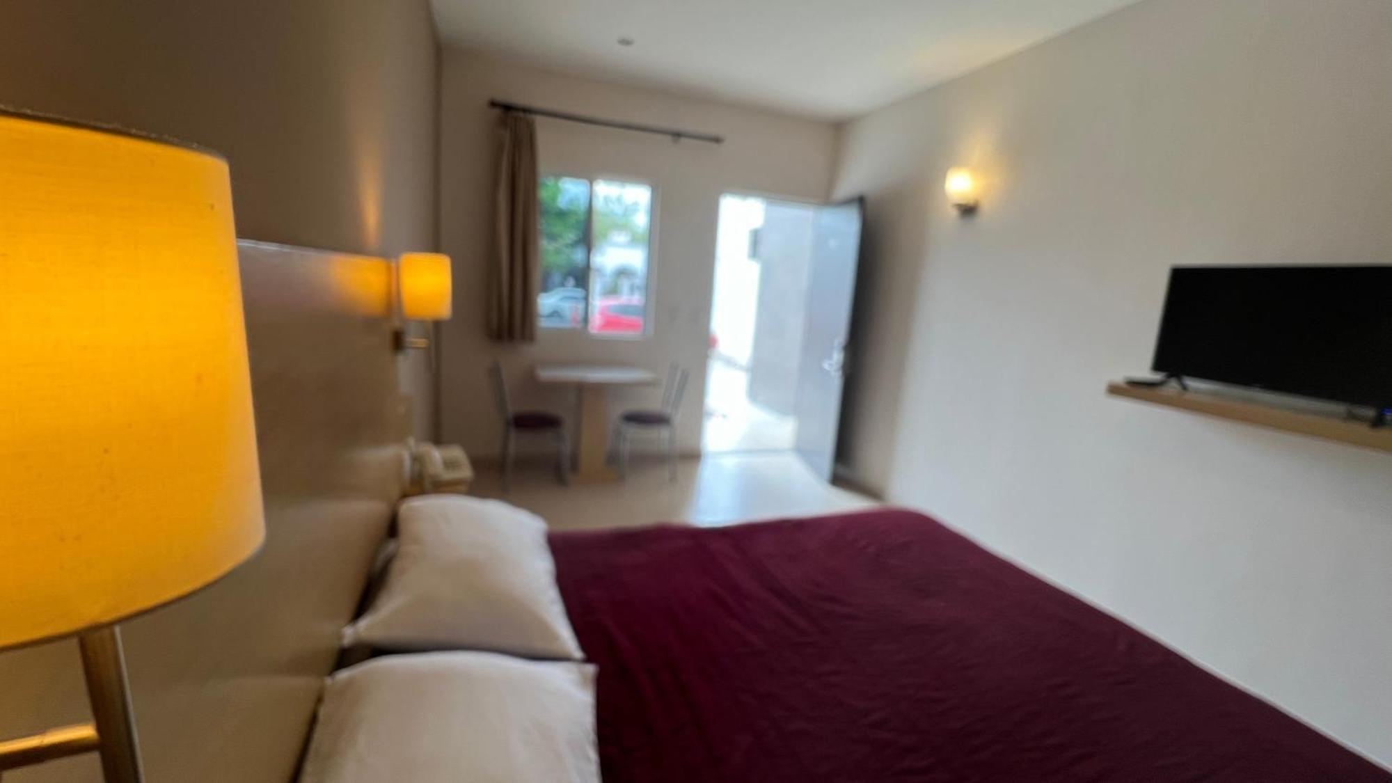 Cadereyta Jiménez Nova Hotel מראה חיצוני תמונה