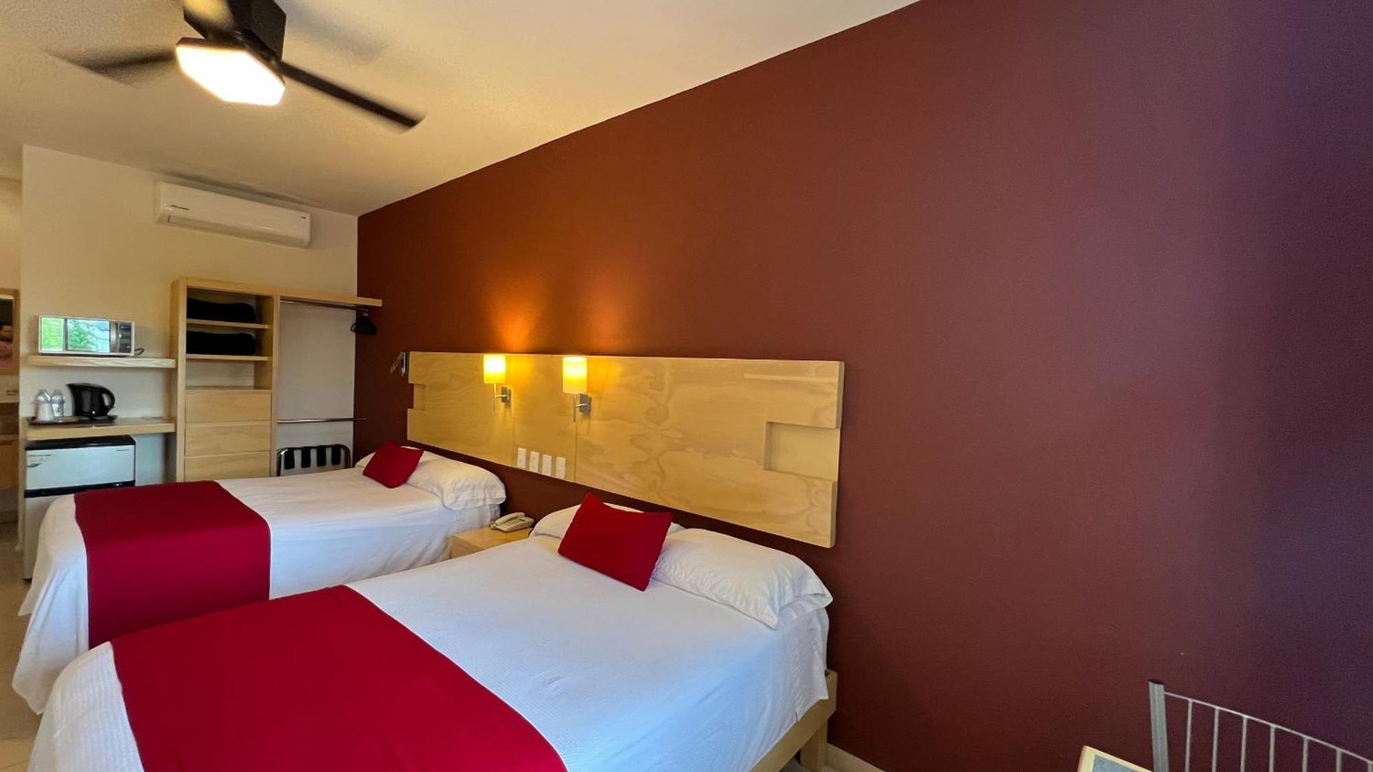 Cadereyta Jiménez Nova Hotel מראה חיצוני תמונה
