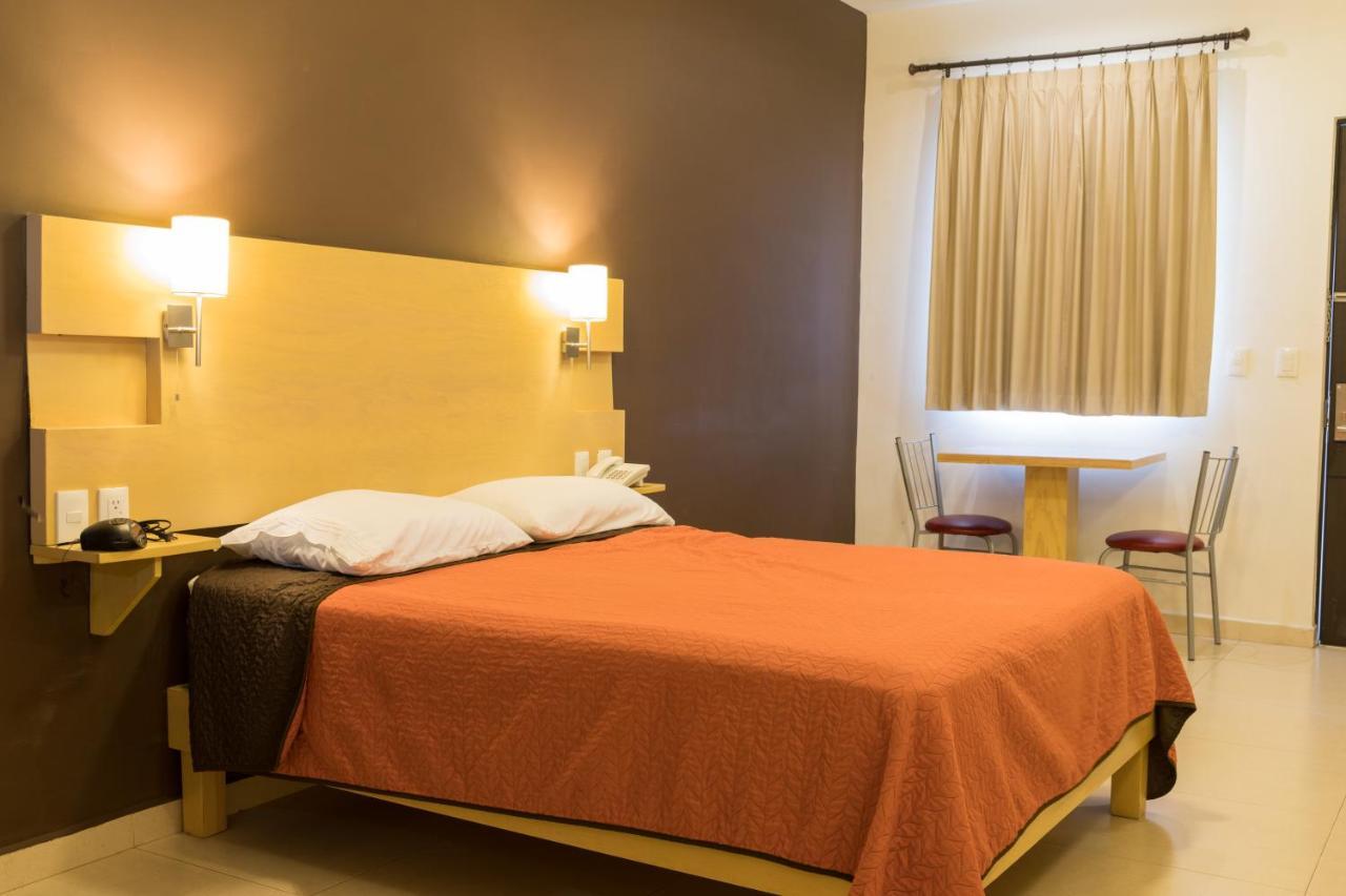 Cadereyta Jiménez Nova Hotel מראה חיצוני תמונה